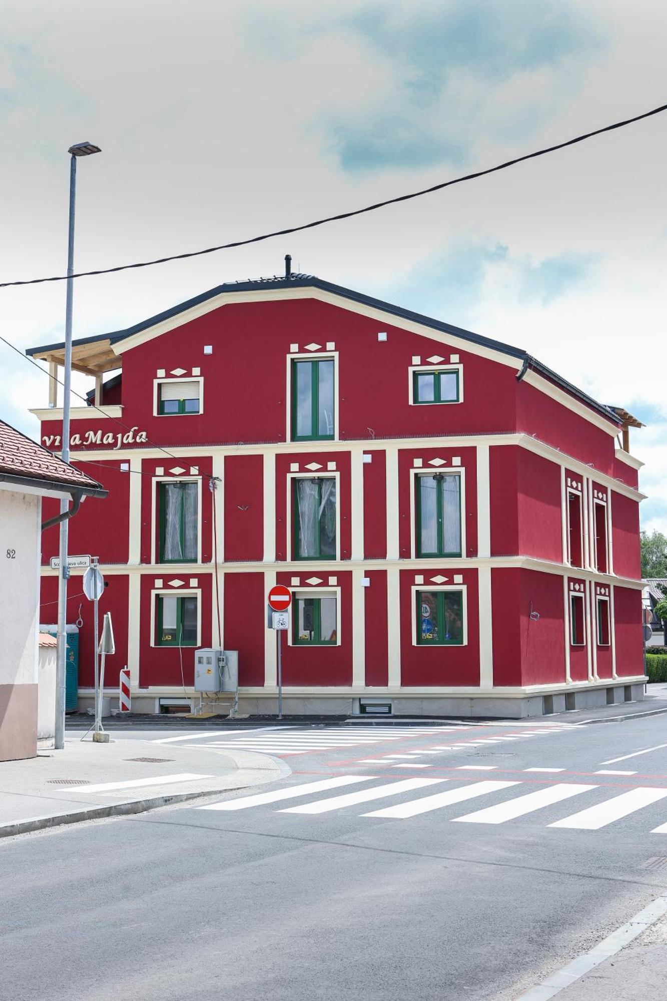 Apart Hotel Asteria Ljubljana Exteriör bild
